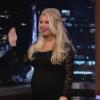 Jessica Simpson, enceinte de son deuxième enfant, dit qu'elle attend un garçon sur le plateau de Jimmy Kimmel.