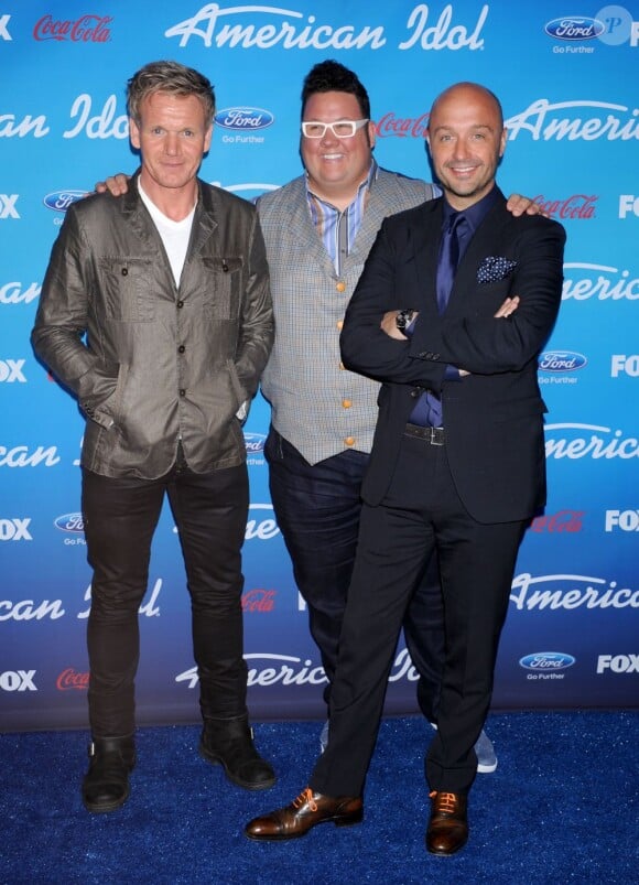 Gordon Ramsay, Graham Elliott et Joe Bastianich à la soirée des finalistes d'American Idol à The Grove à Los Angeles. Le 7 mars 2013.