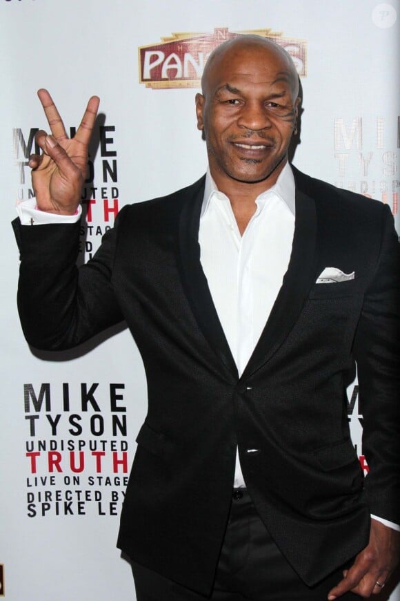 Mike Tyson lors de la première du spectacle Mike Tyson : Undisputed Truth au Pantages Theatre de Hollywood le 8 mars 2013