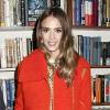 Jessica Alba lors d'une séance de dédicaces pour son livre The Honest Life le 12 mars 2013