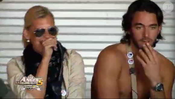 Amélie est tendue dans Les Anges de la télé-réalité 5 le jeudi 14 mars 2013 sur NRJ 12