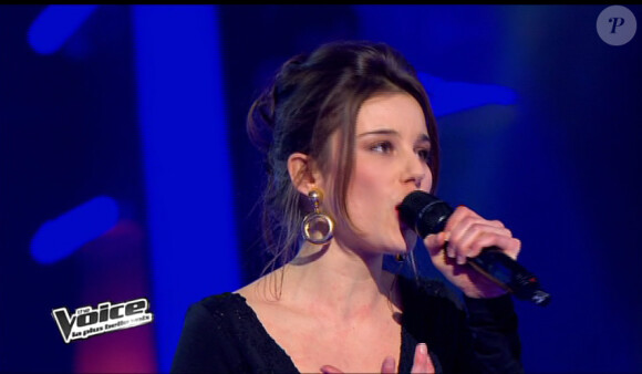 Battle entre Fanny Leeb et Angelina Wismes dans The Voice 2 le samedi 16 mars 2013 sur TF1