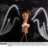 Bernadette Pinet-Cuoq, présidente du laboratoire français de Gemmologie prend la pose lors de la soirée 2 000 Femmes chantent contre le cancer le 7 mars 2013 à l'Olympia