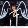 Babeth Dijan prend la pose lors de la soirée évènement 2 000 Femmes chantent contre le cancer à l'Olympia le 7 mars 2013