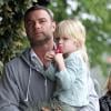 Naomi Watts et Liev Schreiber accompagnés de leurs enfants Sasha et Kai se sont offert un petit restaurant en famille du côté de Brentwood le 16 mars 2013