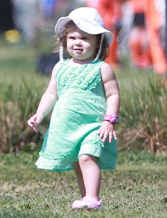 La chanteuse Britney Spears a assisté samedi 17 mars au match de football de ses deux garçons Jayden et Sean, dans le quartier de Encino à Los Angeles. Un peu plus tard, le papa des deux enfants, et ex-compagnon de la chanteuse, Kevin Federline, est venu assister à l'événement.