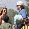 La chanteuse Britney Spears a assisté samedi 17 mars au match de football de ses deux garçons Jayden et Sean, dans le quartier de Encino à Los Angeles. Un peu plus tard, le papa des deux enfants, et ex-compagnon de la chanteuse, Kevin Federline, est venu assister à l'événement.
