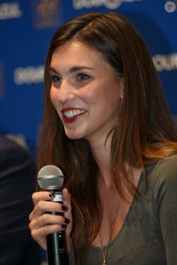 Rainey Qualley, fille d'Andie MacDowell, lors de la conférence de presse à Porto au Portugal le 22 mars 2013, pour l'inauguration des nouveaux bateaux de la compagnie DouroAzul.