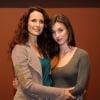 Andie MacDowell avec sa fille Rainey Qualley lors de la conférence de presse à Porto au Portugal le 22 mars 2013, pour l'inauguration des nouveaux bateaux de la compagnie DouroAzul.