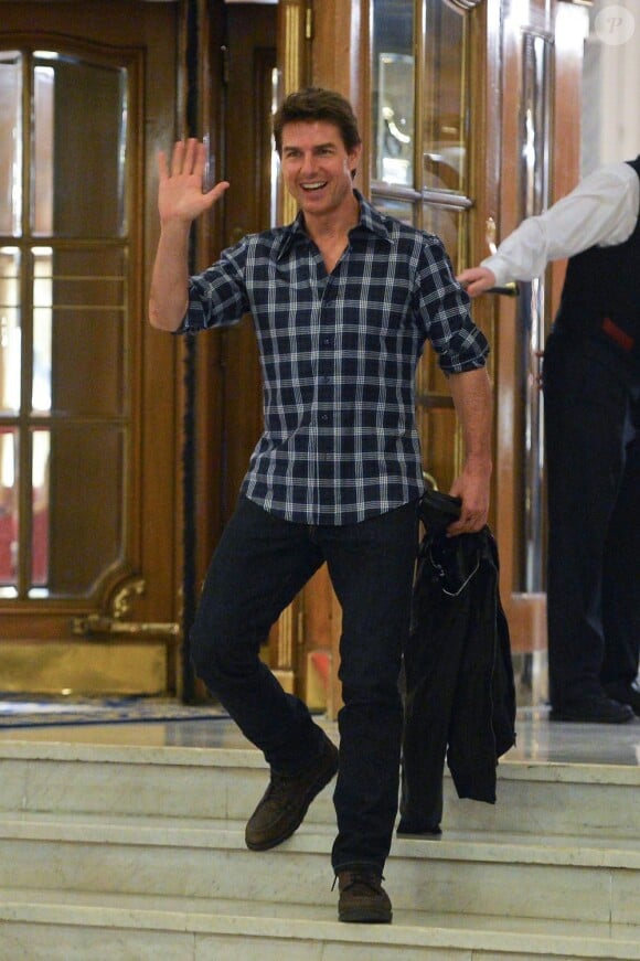 Tom Cruise tout sourire à Buenos Aires, le 25 mars 2013.
