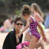 Olivier Martinez, Halle Berry et son adorable fille Nahla se détendent sur une plage d'Hawaï, le 26 mars 2013.