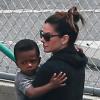 Sandra Bullock va chercher son fils Louis à l'école à Los Angeles, le 20 mars 2013.
