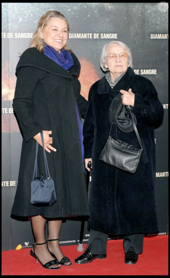 Helene Indenbirken, grand-mère de Leonardo DiCaprio, et Irmelin, sa mère, lors de l'avant-première de Blood Diamond en 2006
