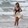 Maria Shriver sur une plage d'Hawaii où elle passe des vacances en famille, le 29 mars 2013.