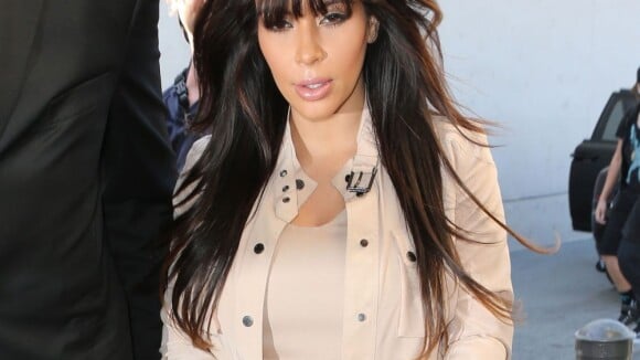 Kim Kardashian : Baby bump et chili con carne, virée stylée avec ses soeurs
