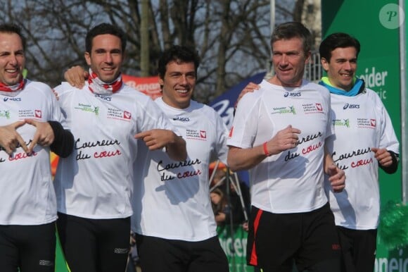 Philippe Caroit et Taïg Khris au marathon de Paris le dimanche 7 avril 2013 pour courir sous les couleurs de Mécénat Chirurgie Cardiaque