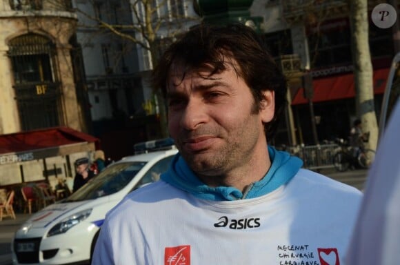 Christophe Dominici au Marathon de Paris le 7 avril 2013 pour courir sous les couleurs de Mécénat Chirurgie Cardiaque.