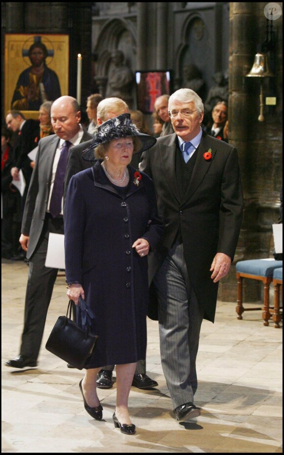 Margaret Thatcher et John Major en novembre 2009 lors d'un service mémorial pour la Première Guerre mondiale
