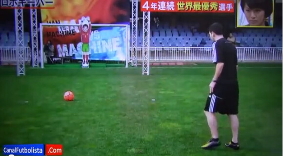 Lionel Messi face à un gardien japonais ultraperformant