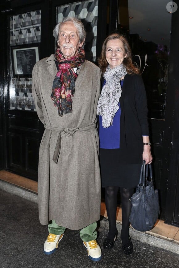 Jean Rochefort et sa femme à Paris, le 9 avril 2013.