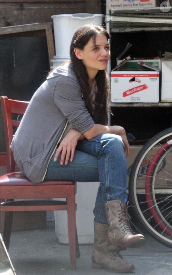 Exclusive - Katie Holmes takes a break while shooting with debutant director Paul Dalio (Ray Dalio's son) and producer Spike Lee at Odessa in the East Village, New York City, NY, USA, April 10, 2013. Photo by Santiago & Lisvett Baez/Ramey Agency/ABACAPRESS.COM11/04/2013 - New York City