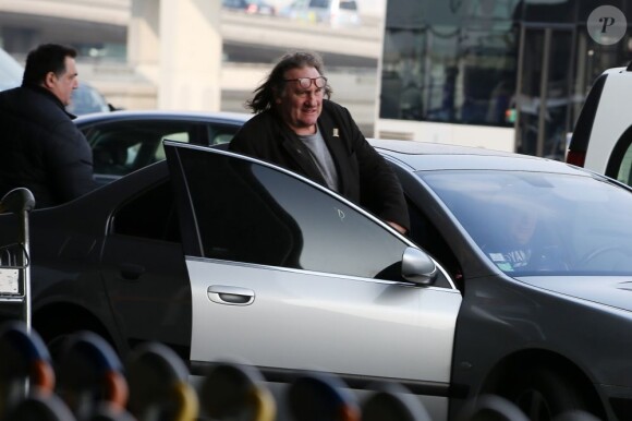 Gérard Depardieu à Roissy en provenance de New York le samedi 6 avril 2013.