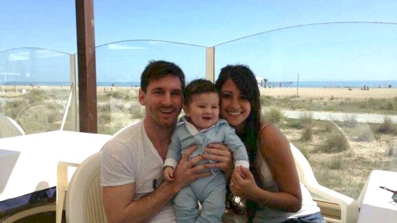 Lionel Messi : Première photo de famille avec son fils Thiago et sa belle chérie