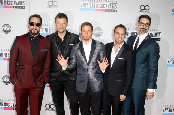 AJ McLean, Nick Carter, Brian Litrell, Howie Dorough, Kevin Richardson au American Music Awards à Los Angeles, le 18 novembre 2012.