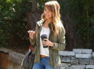 Jessica Alba : Leçon de mode printanière, la star ressort son flare