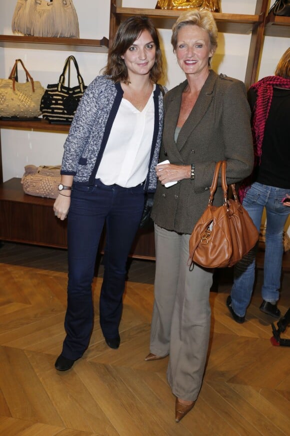Anne de Bourbon Sicile et sa fille Dorothée aux 10 ans du sac 24 heures de Gerard Darel à la boutique St Germain à Paris le 18 avril 2013