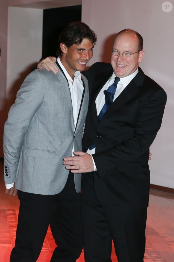 Le prince Albert II de Monaco avec Rafael Nadal. Soirée lors du Rolex Masters de Monte-Carlo, le 19 avril 2013