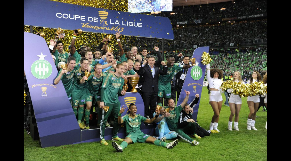 Photo De Presse Vintage AS Saint-Étienne Finale Coupe De France 1974 – Avec 6 Autographes – Collector