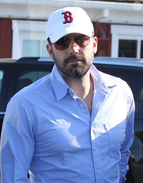 Ben Affleck et Jennifer Garner ont emmené leurs deux filles Violet, 7 ans, et Seraphina, 4 ans au célèbre Country Mart de Brentwood, le 20 avril 2013