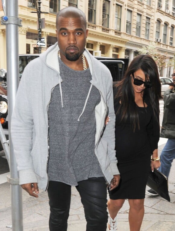 Les futurs parents Kanye West et Kim Kardashian vont faire du shopping dans le quartier de SoHo. New York, le 22 avril 2013.
