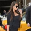 Kim Kardashian, enceinte, fait du shopping à New York. Le 22 avril 2013.