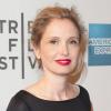 Julie Delpy pose au Tribeca Film Festival à New York, le 22 avril 2013.