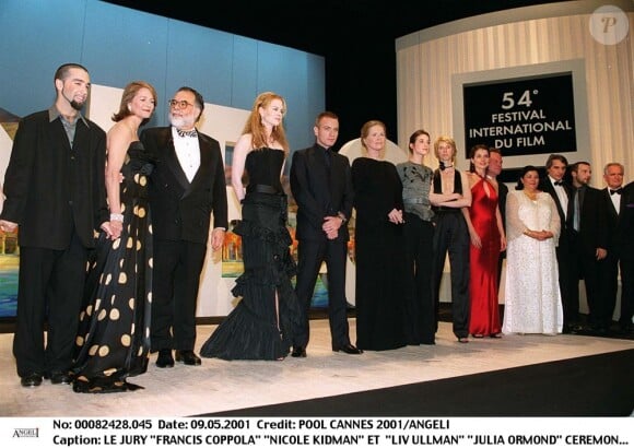 Nicole Kidman autour du jury de Francis Ford Coppola au Festival de Cannes 2001.