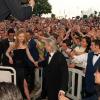 Nicole Kidman sous les vivas avec Baz Luhrmann au Festival de Cannes 2001.