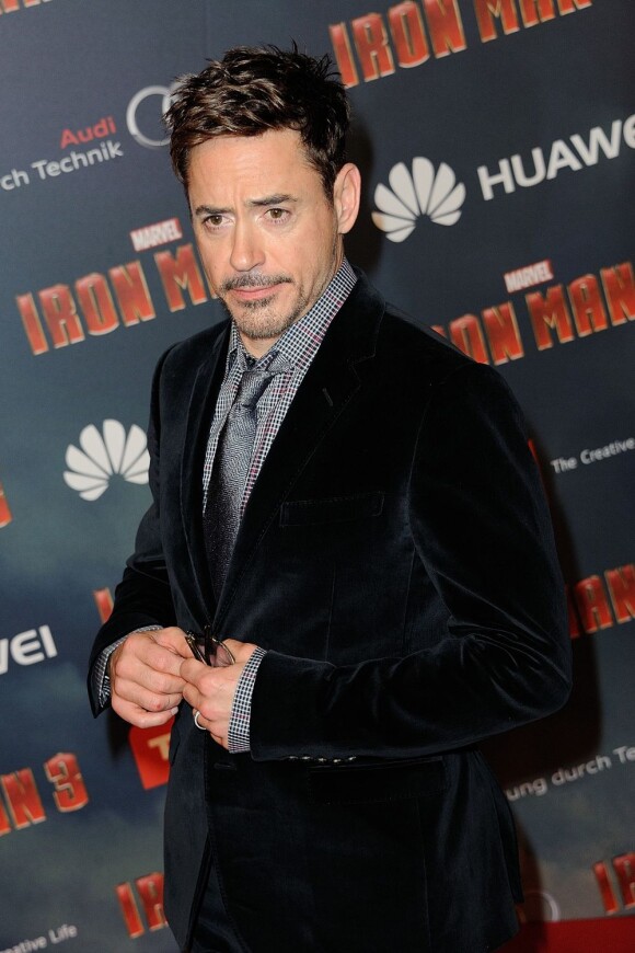 Robert Downey Jr. lors de l'avant-première du film Iron Man 3 à Paris le 14 avril 2013