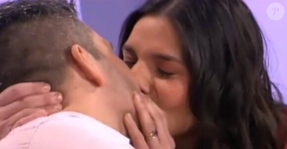 Un candidat a fait sa demande en mariage dans l'émission Les Z'amours, diffusée le 23 avril 2013.