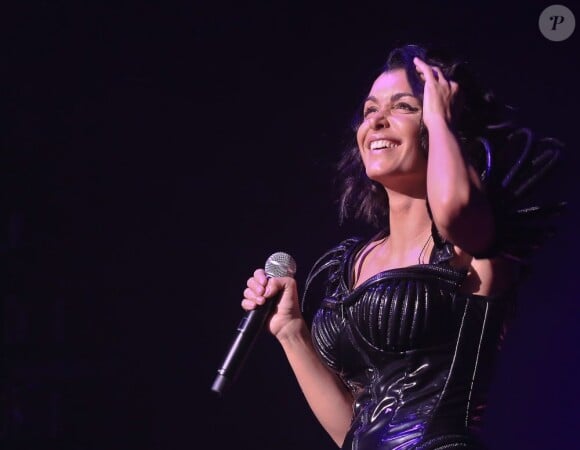 Jenifer en concert à l'Aéronef de Lille, le 15 mars 2013.