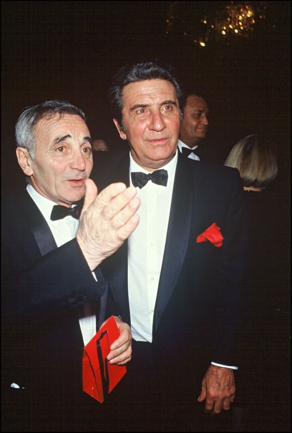 Charles Aznavour et Gilbert Bécaud au Lido en 1990