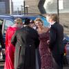 Maxima et Willem-Alexander prêts à embarquer pour la parade aquatique précédant le banquet final de l'intronisation du fils de la princesse Beatrix, le 30 avril 2013 à Amsterdam.