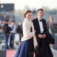 La princesse Sophie et le prince Alois de Liechtenstein arrivant au Muziekgebouw Aan't IJ pour le banquet final de l'intronisation du roi Willem-Alexander des Pays-Bas, après la parade aquatique sur l'IJ, le 30 avril 2013 à Amsterdam.