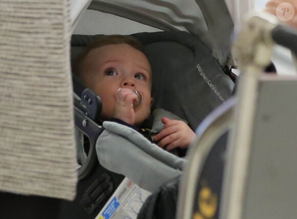 Kristin Cavallari arrive avec son garçon Camden à l'aéroport LAX de Los Angeles, le 30 avril 2013.