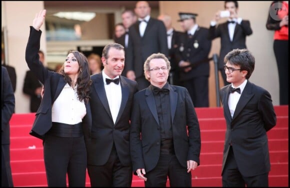 Bérénice Bejo, Jean Dujardin et Thomas Langmann - Montée des marches de The Artist au Festival de Cannes, le 15 mai 2011. 