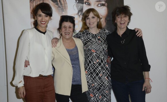 Rachida Brakni, Biyouna, Isabelle Carré et Francoise Charpiat lors de la première de Cheba Louisa au cinéma Etoile Lilas à Paris le 6 mai 2013.