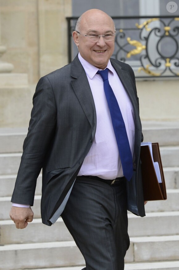 Michel Sapin à Paris, le jeudi 2 mai 2013.