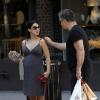 Alec Baldwin et sa femme Hillaria Thomas (enceinte) dans les rues de New York, le 10 mai 2013.