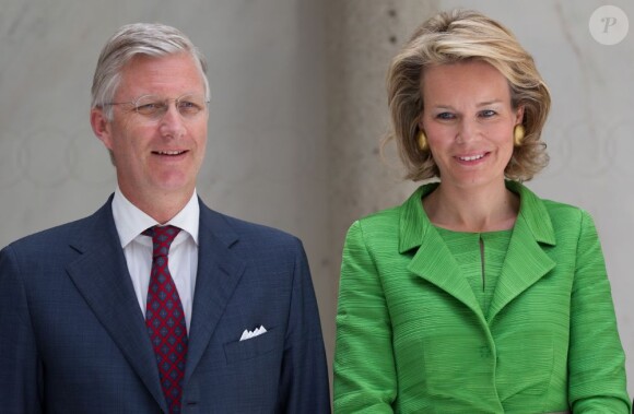 La princesse Mathilde et le prince héritier Philippe de Belgique en visite au siège du Comité international olympique (CIO) à Lausanne, le 13 mai 2013. Le couple princier en a profité pour rendre hommage à son compatriote Jacques Rogge, qui quittera ses fonctions de président du CIO en fin d'année.